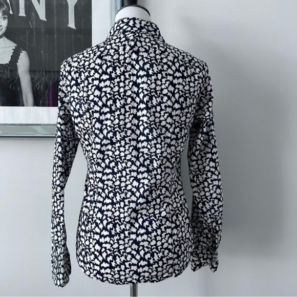 Banana Republic Button Down Shirt - Picture 2 of 6